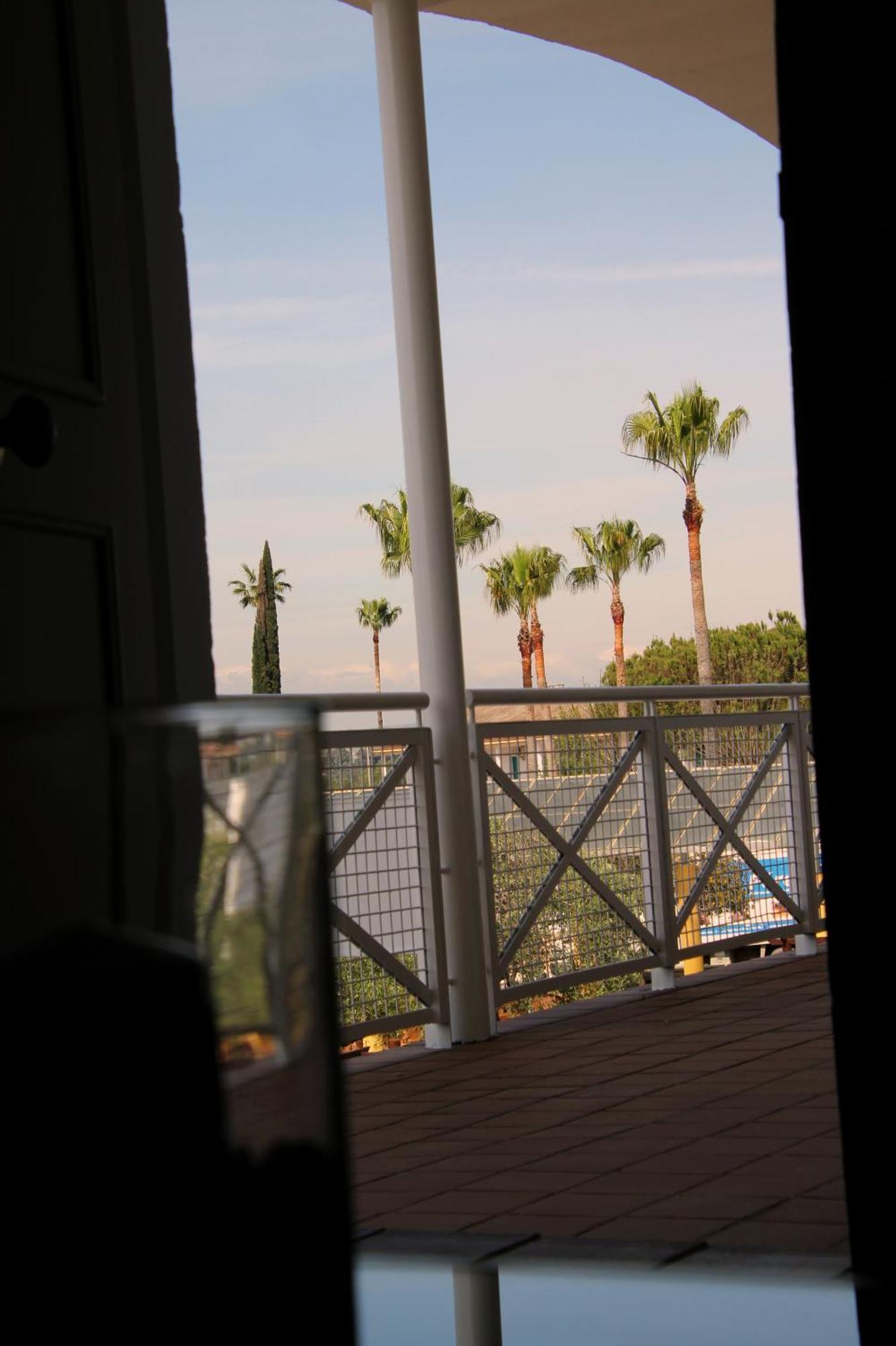 Hospedium Hotel Blu Torre De Sevilla Торре-де-ла-Рейна Экстерьер фото