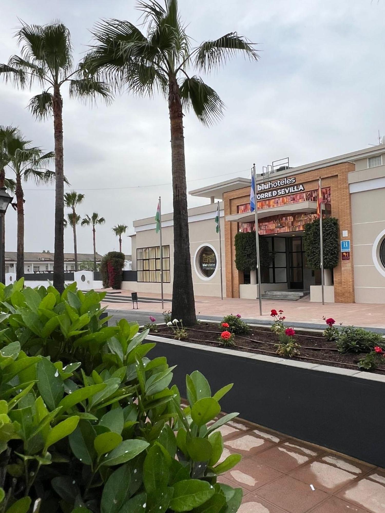 Hospedium Hotel Blu Torre De Sevilla Торре-де-ла-Рейна Экстерьер фото